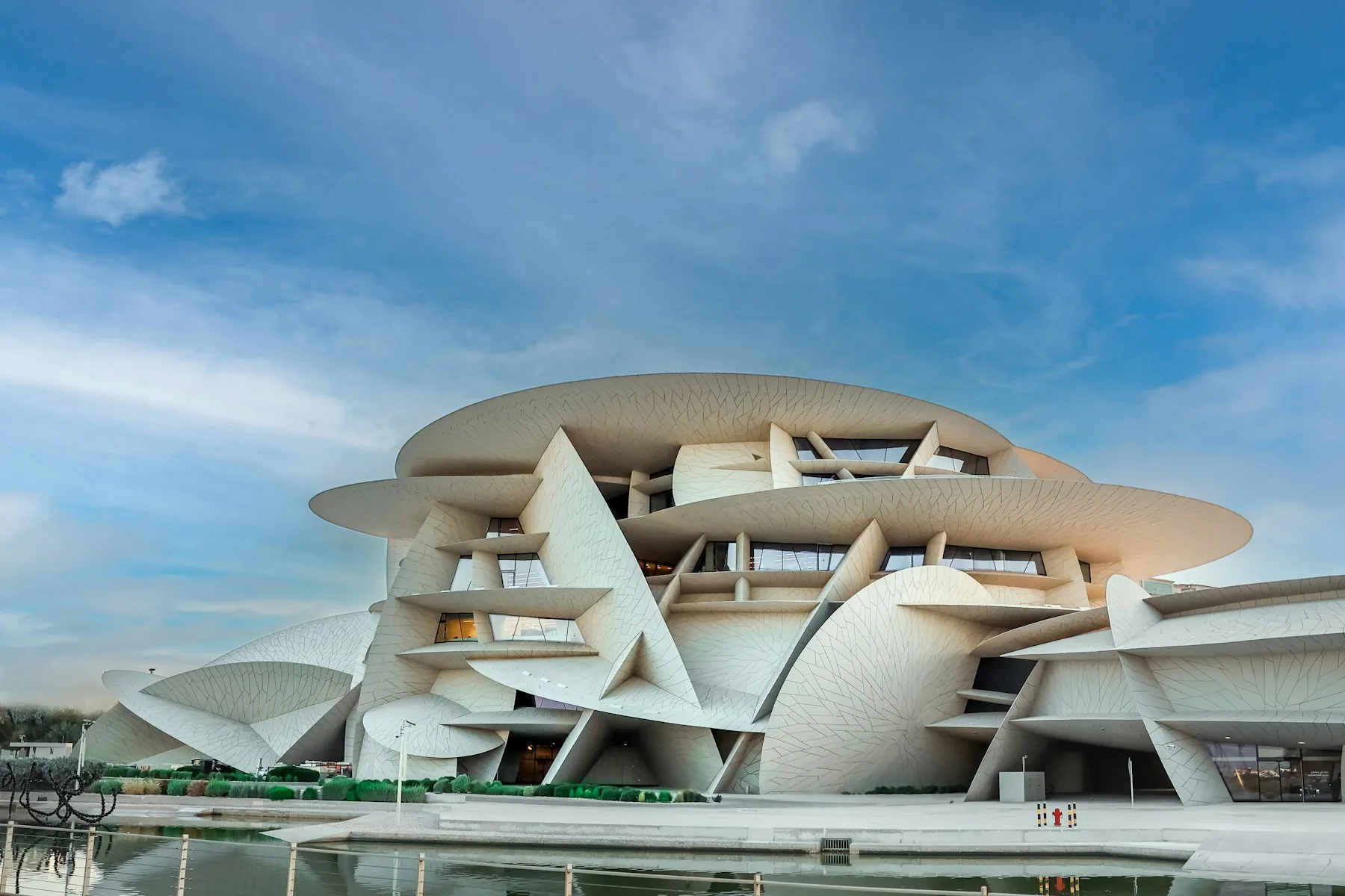 Sculptural architecture at the National Museum of Qatar, an illustrative image